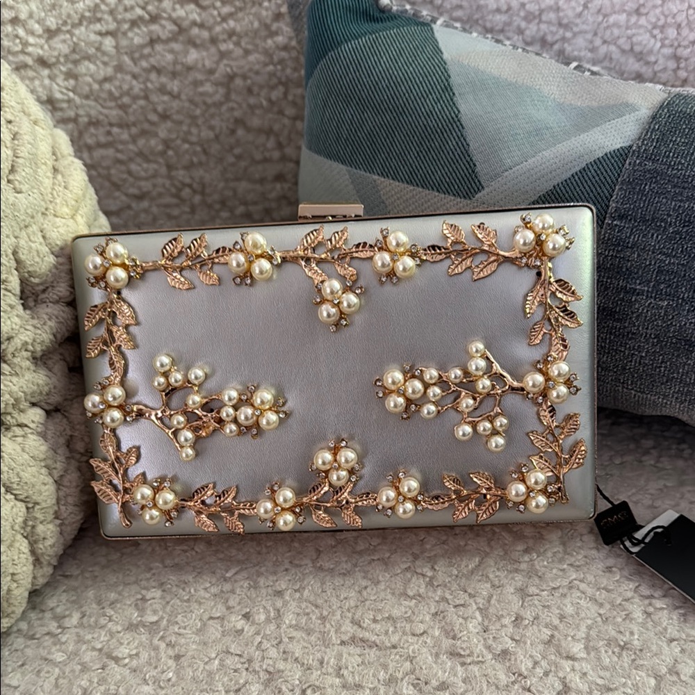 Elegant Pearl Embellished Clutch